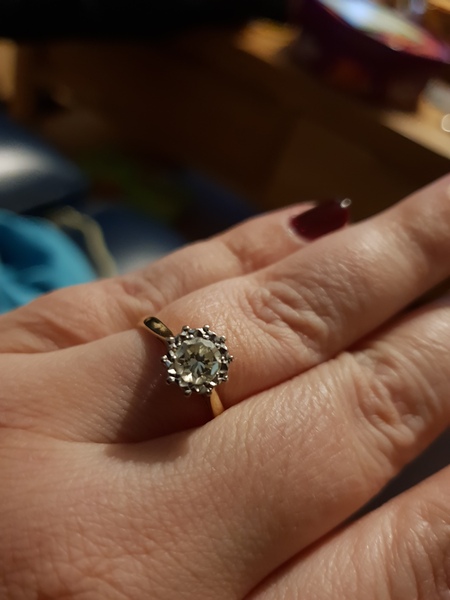 I inherited a ring. How can I tell what the stone is?