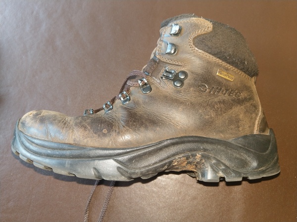 Can anyone recommend some reasonably priced watertight boots for work?