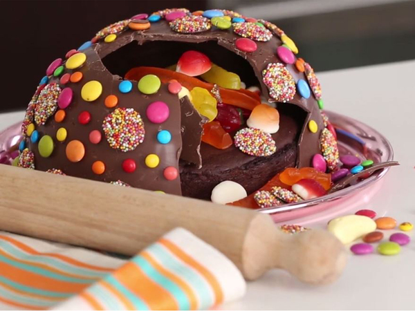 Dd1 would like a surprise cake for her birthday...