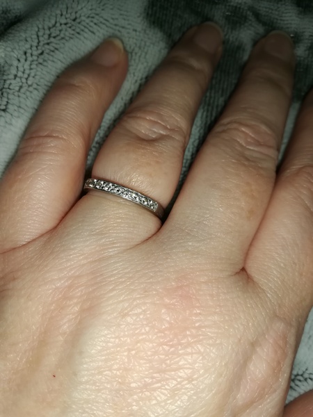 Wedding ring dilema show me yours