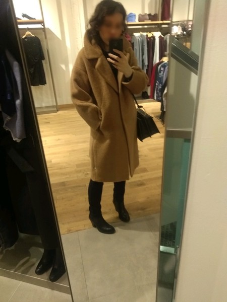 Les Parisiennes de Mamansnet: Blue Stockings are Back in Fashion