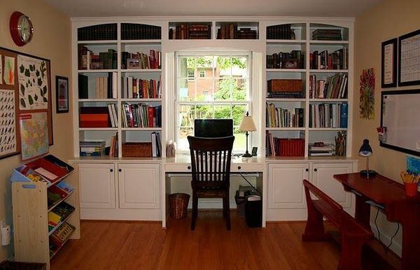 Weird room with a door on every wall?!  Help!!