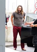 To hate red trousers on men?