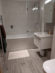 Can I see your bathroom