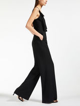 Les Parisiennes de Mamansnet: Blue Stockings are Back in Fashion