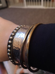 Les Parisiennes de Mamansnet: Blue Stockings are Back in Fashion