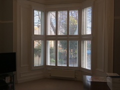 Shutters for my bay window - should I get tilt rods?