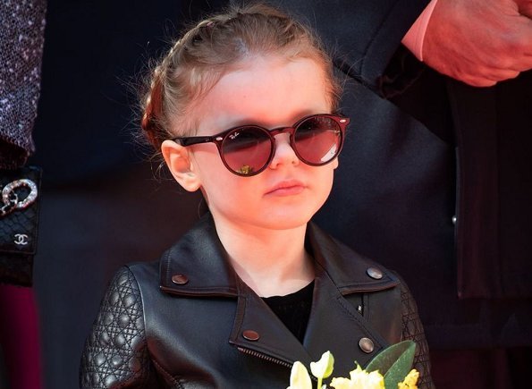 Royal style & gossip: make every day Tiara Tuesday!
