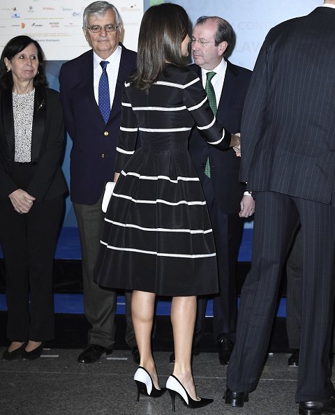 Royal style & gossip: make every day Tiara Tuesday!