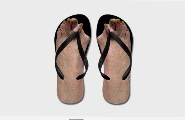 Bored? Help me find an ugly present.