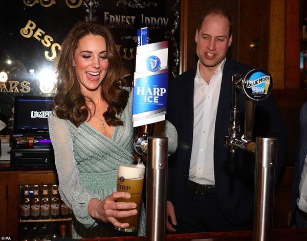 Royal style & gossip: Megs goes mad in Morocco, Kate keeps cool in Kensington