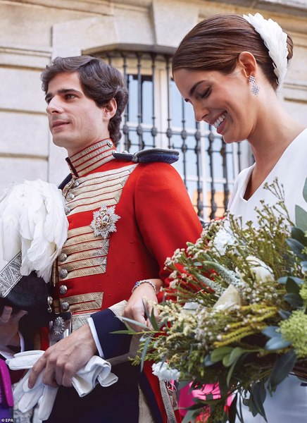 Royal style & gossip: the Middletonian, the Marklesque and the Maximal!