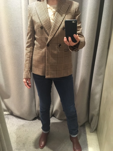 Les Parisiennes de Mamansnet: Blue Stockings are Back in Fashion