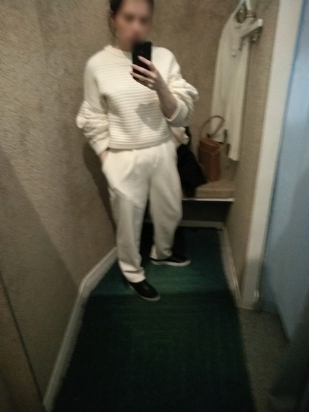 Les Parisiennes de Mamansnet: Blue Stockings are Back in Fashion