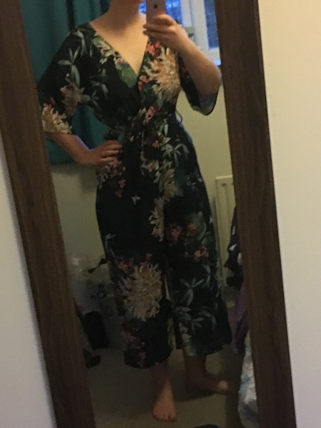 What shoes would you wear with this jumpsuit?