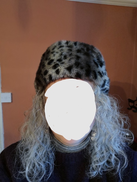 Les Parisiennes de Mamansnet: Blue Stockings are Back in Fashion