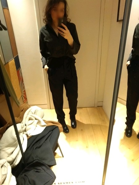 Les Parisiennes de Mamansnet: Blue Stockings are Back in Fashion