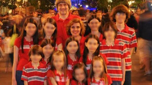 To dress young daughters the same