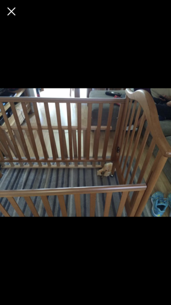 Has anyone owned this Cosatto cot that could help me?