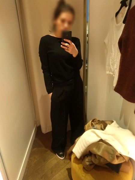 Les Parisiennes de Mamansnet: Blue Stockings are Back in Fashion