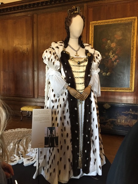Royal style & gossip: Megs goes mad in Morocco, Kate keeps cool in Kensington