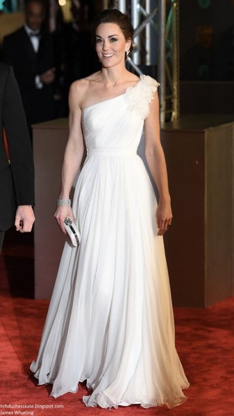 Royal style & gossip: the Middletonian, the Marklesque and the Maximal!