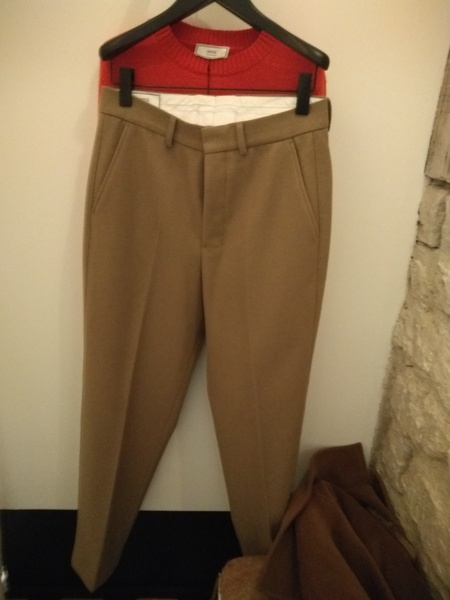 Les Parisiennes de Mamansnet: Blue Stockings are Back in Fashion