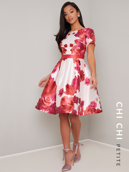 dress for a wedding