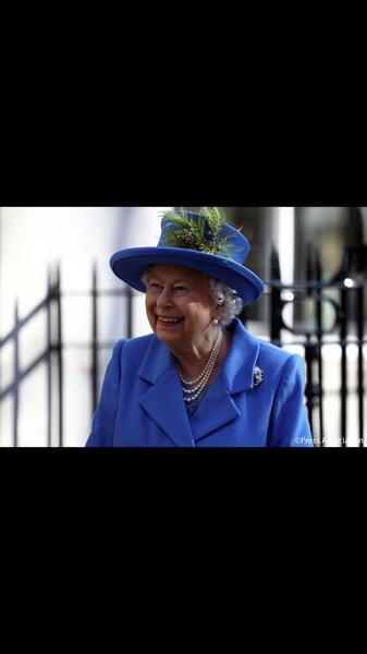 Royal style & gossip: make every day Tiara Tuesday!