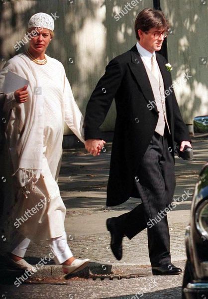Royal style & gossip: make every day Tiara Tuesday!