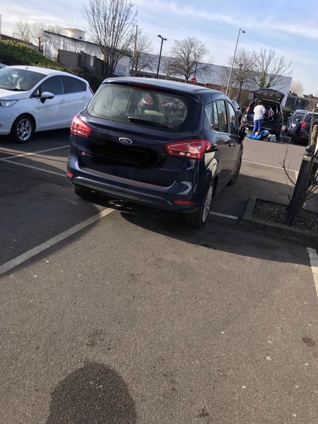 Is this the most arsehole parking??!!