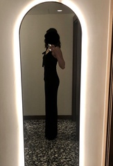 Les Parisiennes de Mamansnet: Blue Stockings are Back in Fashion