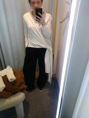 Les Parisiennes de Mamansnet: Blue Stockings are Back in Fashion