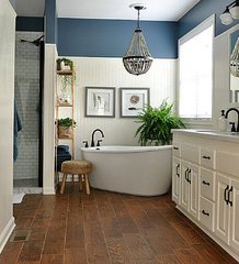 To ask you to look at this pic of my new bathroom and tell me why I hate it!