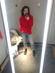 Les Parisiennes de Mamansnet: Blue Stockings are Back in Fashion