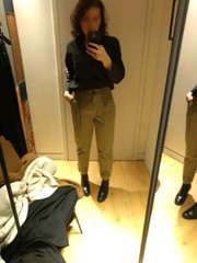 Les Parisiennes de Mamansnet: Blue Stockings are Back in Fashion