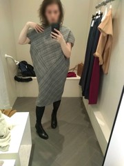 Les Parisiennes de Mamansnet: Blue Stockings are Back in Fashion