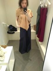 Les Parisiennes de Mamansnet: Blue Stockings are Back in Fashion