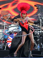 Royal style & gossip: the Middletonian, the Marklesque and the Maximal!