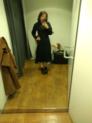 Les Parisiennes de Mamansnet: Blue Stockings are Back in Fashion