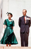 Royal style & gossip: make every day Tiara Tuesday!