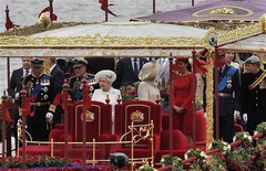 Royal style & gossip: the Middletonian, the Marklesque and the Maximal!