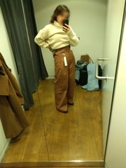 Les Parisiennes de Mamansnet: Blue Stockings are Back in Fashion