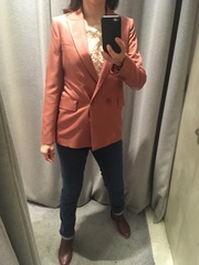 Les Parisiennes de Mamansnet: Blue Stockings are Back in Fashion