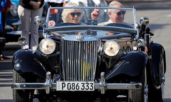 Royal style & gossip: while Meghan's away, will Kate play?