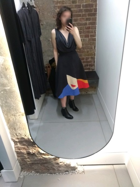 Les Parisiennes des Mamansnet: See life in pink, but do not wear it!