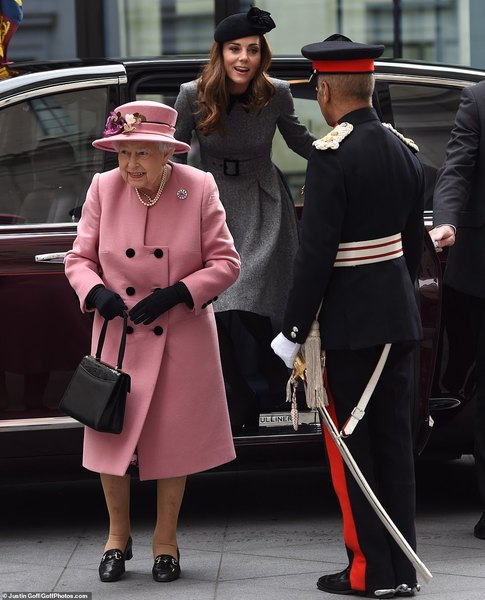 Royal style & gossip: while Meghan's away, will Kate play?