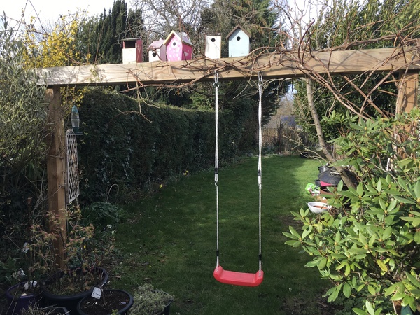 Help me with small garden design please!