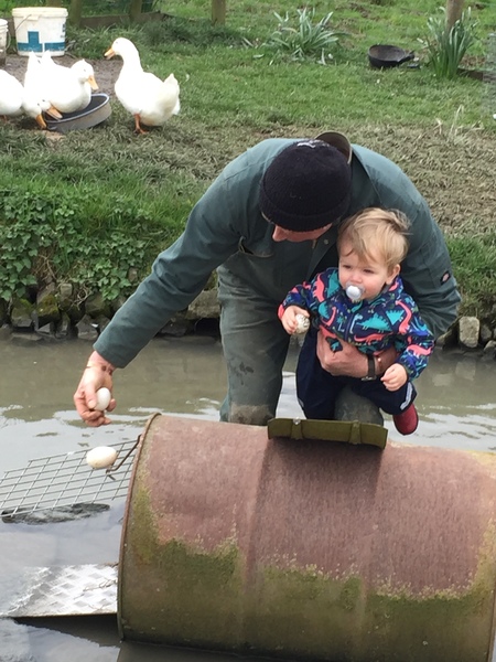 Spending sparingly in early Spring - frugal friendly folk gather round.