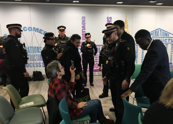 Police interviewing Caroline Farrow under caution and threatening to arrest her for "misgendering"